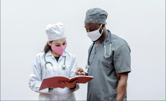 Faça a comparação de ausculta pulmonar aqui