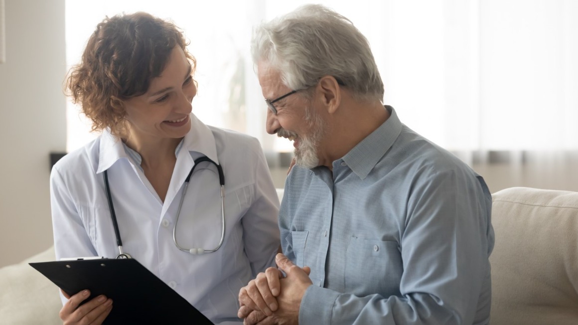 Tolerabilidade e segurança de nintedanibe em pacientes idosos com fibrose pulmonar idiopática